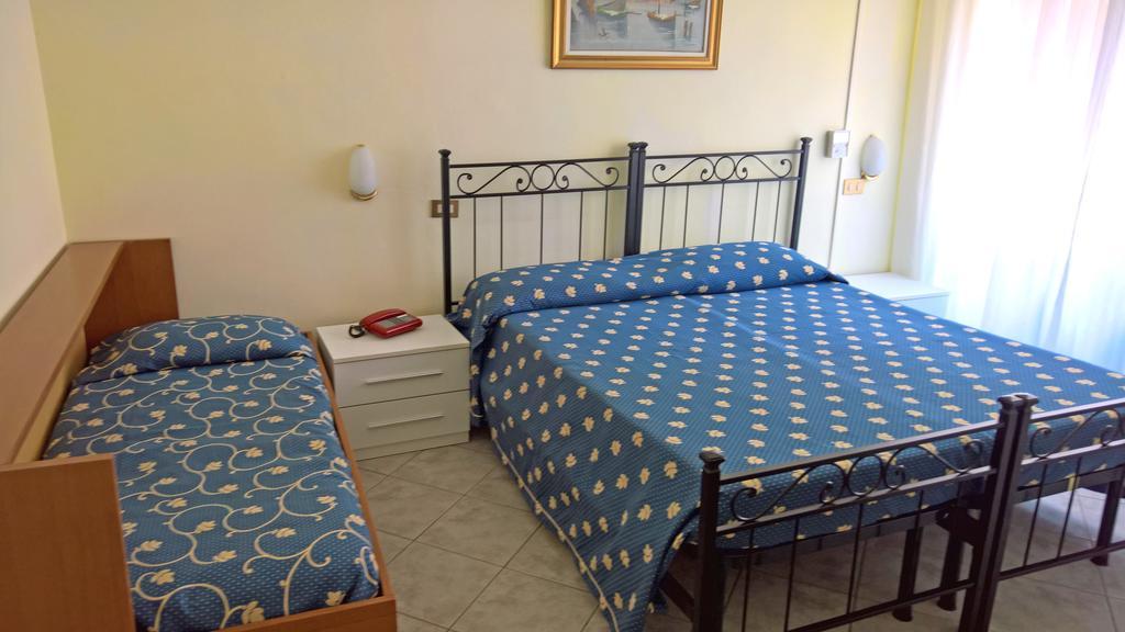 Albergo Golfo Follonica Eksteriør billede