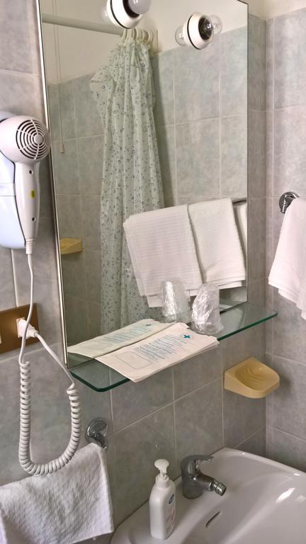 Albergo Golfo Follonica Eksteriør billede